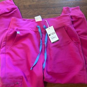 FIGS small petite, small petite raspberry sorbet